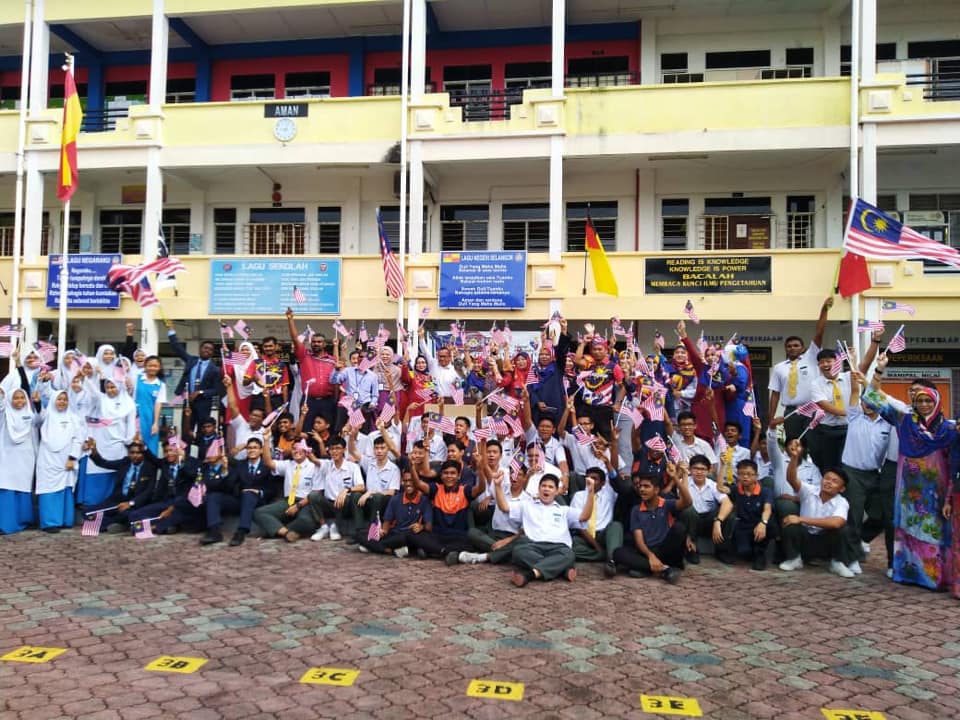 Sambutan Hari Kemerdekaan Bersama Sekolah Menengah Kebangsaan Puchong ...